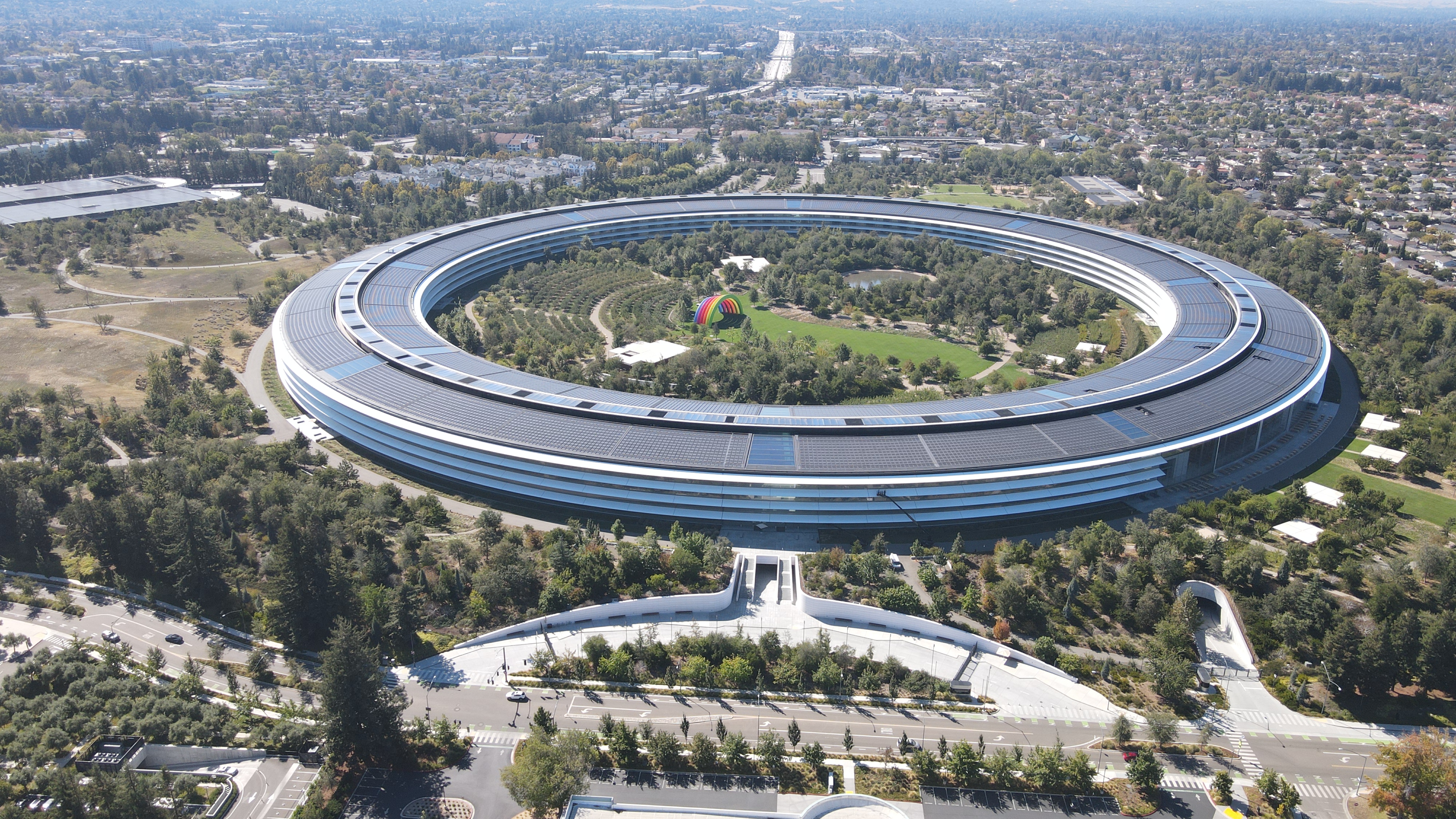 Apple Park——航拍全景