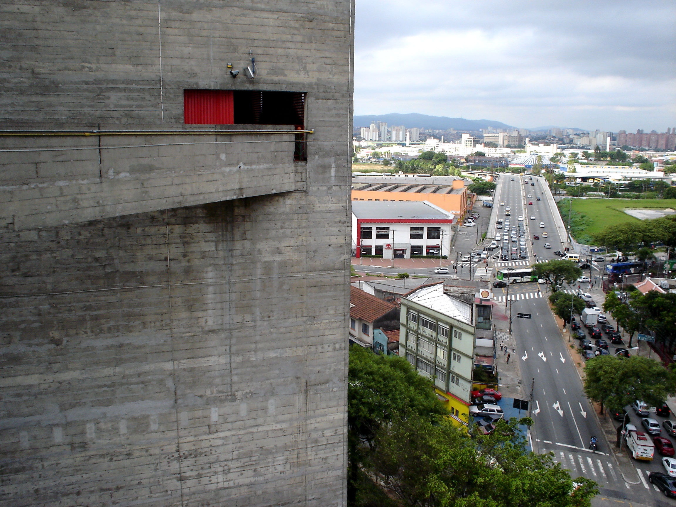 SESC Pompeia——运动塔楼