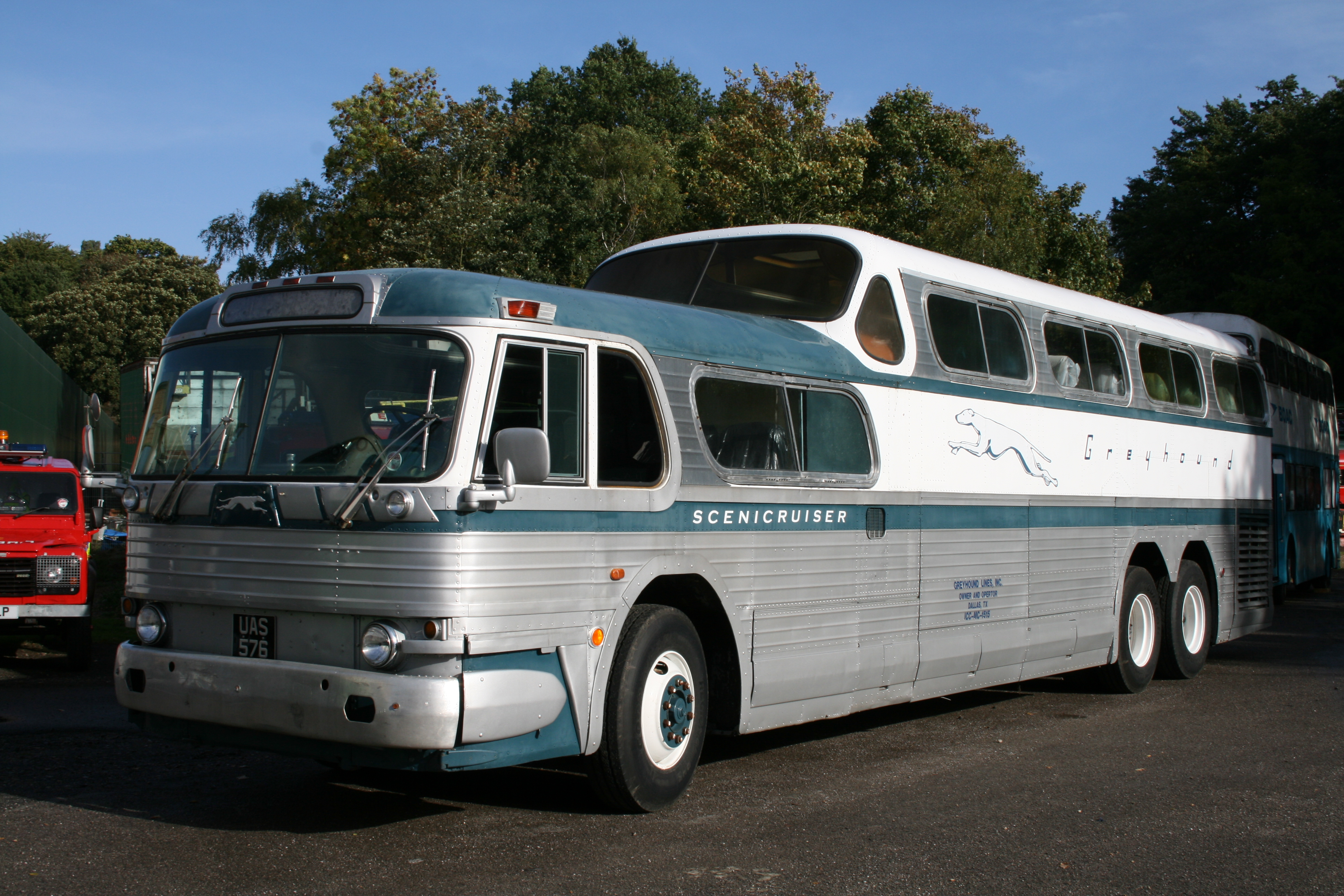 灰狗巴士 Scenicruiser——视图1